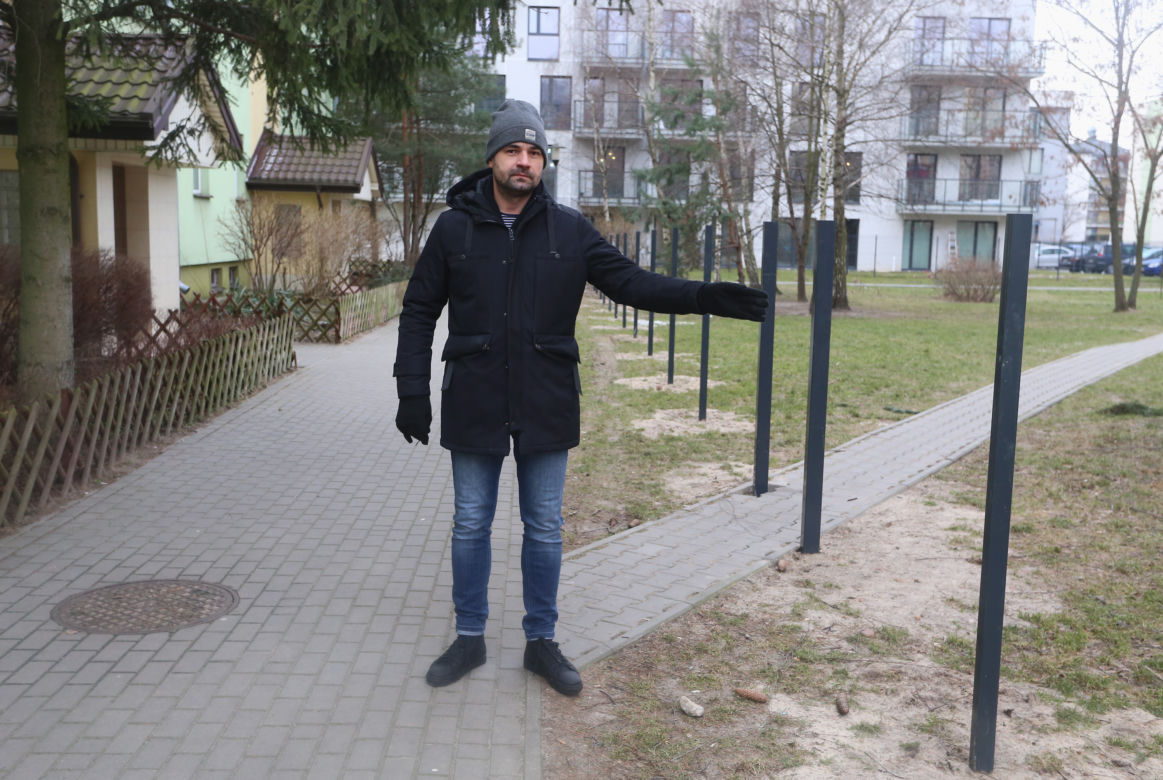 Wojna o płot i śmietnik. Konflikt mieszkańców na osiedlu w Pruszkowie