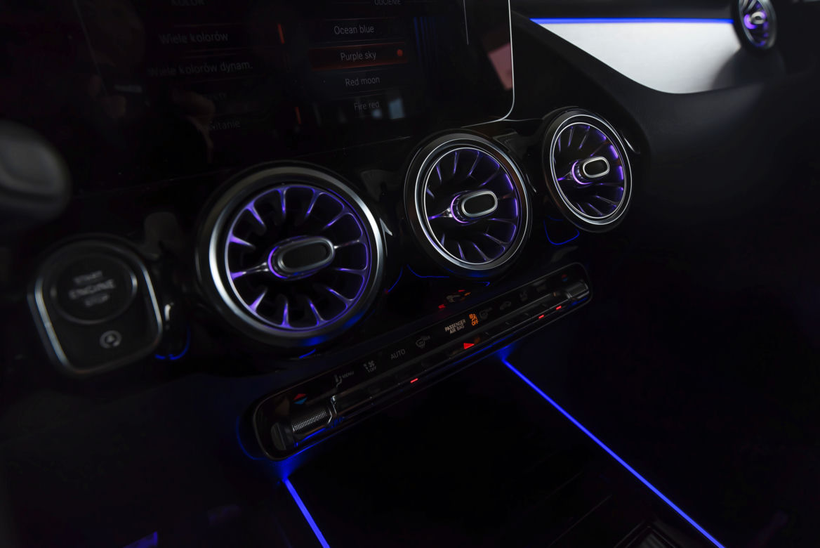Mercedes-Benz GLA 200 AMG Line