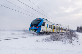 Koleje Śląskie z dodatkowymi pociągami w Sylwestra. Wrócisz nimi do domu