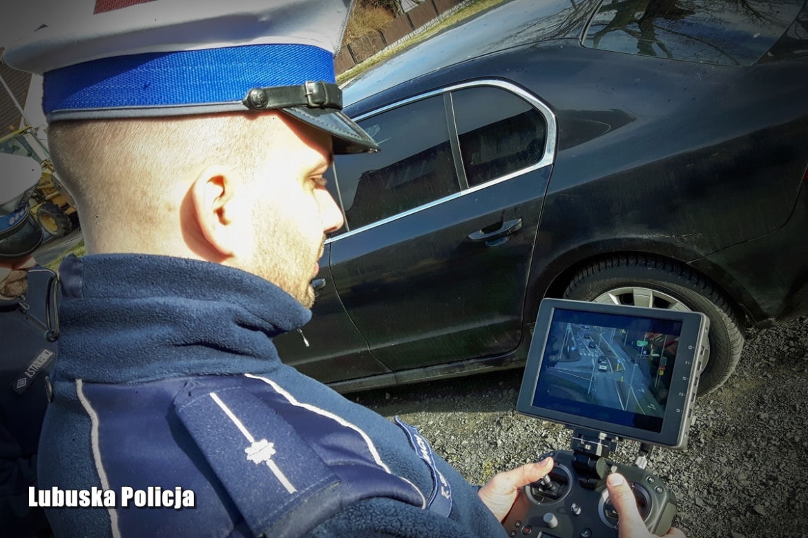 Nowosolscy policjanci polowali z dronem na kierowców