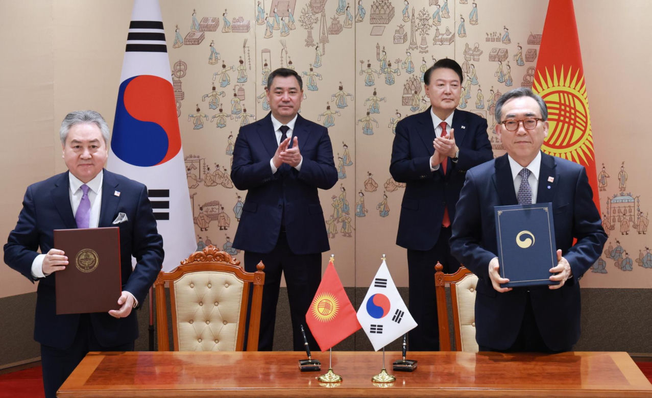 Korea Płd./ Prezydent ogłosił stan wojenny, oskarża opozycję 