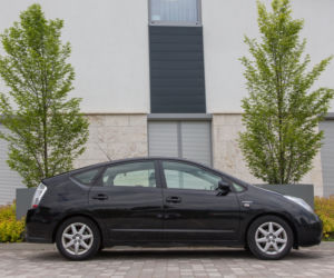 Toyota Prius Hybrid II generacja