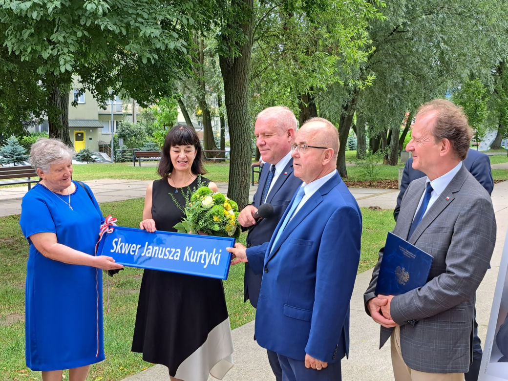 Skwer im. Janusza Kurtyki w Tarnowie - nadanie imienia