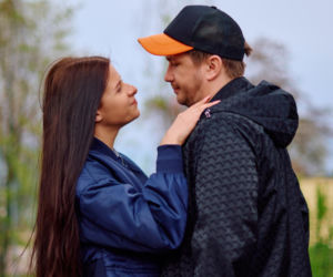 Na Wspólnej odc. 4265. Julka (Maja Oświecińska), diler (Hubert Simon)