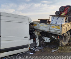 Wypadek na A1 w Kujawsko-Pomorskiem. Dwie osoby ranne - zdjęcia z miejsca zdarzenia