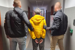 Dwóch Ukraińców zaatakowało kobietę. Dwóch mężczyzn czeka deportacja