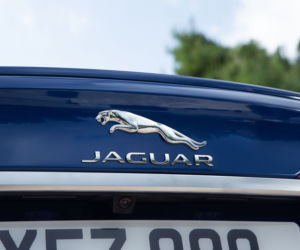 Nowy Jaguar XF (2021)