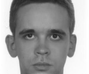 Ci mężczyźni mają lepkie ręce! Złodzieje z Bydgoszczy poszukiwani przez policję [ZDJĘCIA]