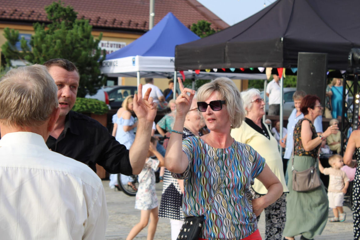 POTAŃCÓWKA NA RYNKU. Tak bawią się mieszkańcy Starachowic 06.2024