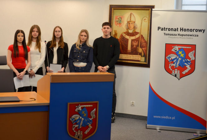 Młodzież z Rolnika na debacie w Urzędzie Miasta Siedlce