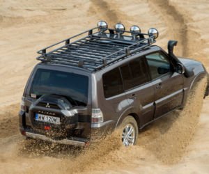 Mitsubishi Pajero lifting 2015