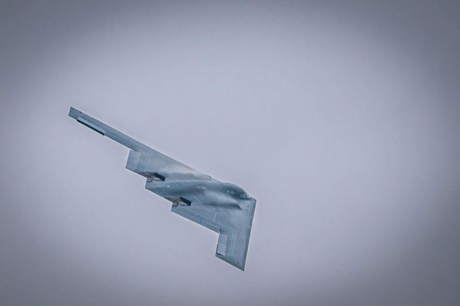 Bombowiec B-2