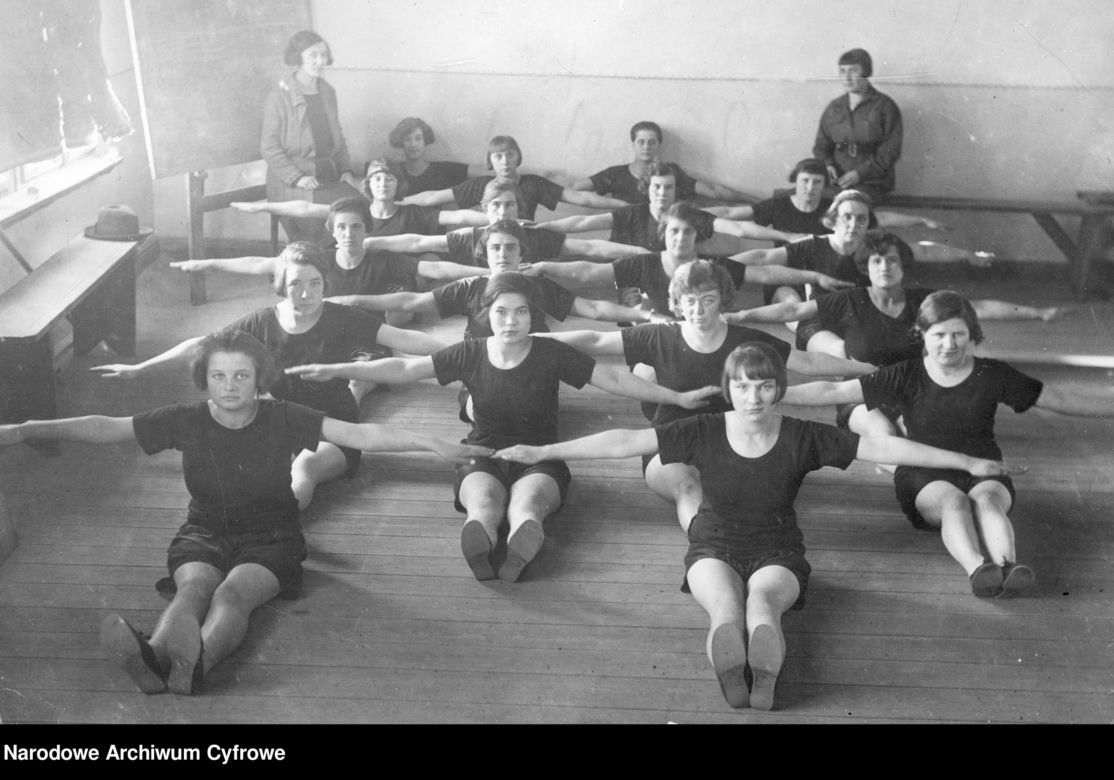 Zobacz, jak kiedyś wyglądały lekcje! (rok 1920)