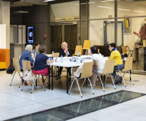 Seniorzy projektują mural