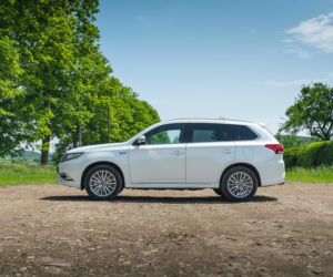Mitsubishi Outlander PHEV 224 KM Instyle Plus 4WD S-AWC