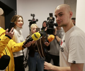 Były lokator mieszkania Łatwoganga ujawnia. Padło szokujące pytanie!