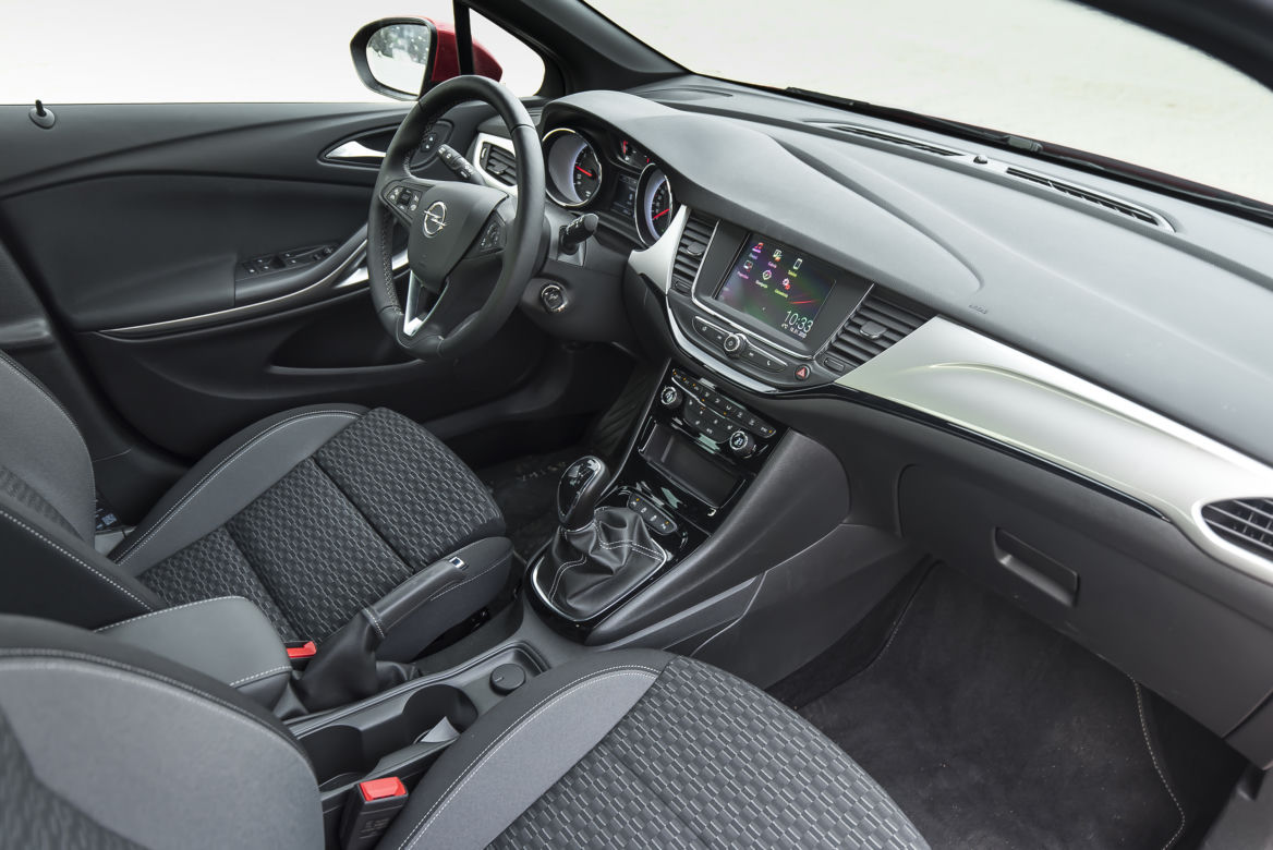 Opel Astra K 1.2 Turbo 130 KM Elegance