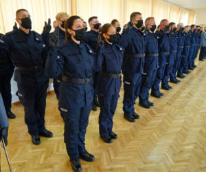 Mamy 33 nowych policjantów. Zobacz ich zdjęcia 