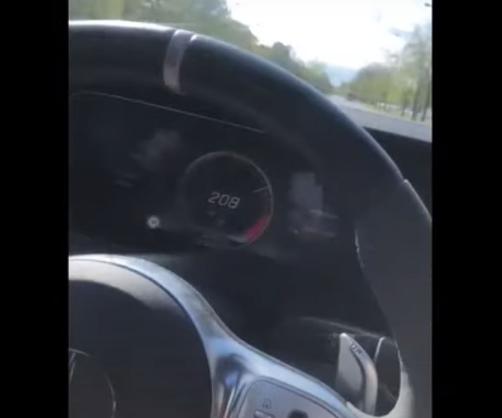 Pędziła 208 km/h po Warszawie i pochwaliła się tym na Instagramie