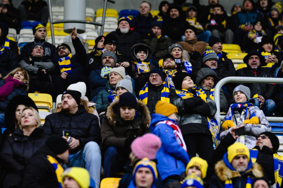 Arka Gdynia - Raków Częstochowa, zdjęcia kibiców i piłkarzy z meczu 17. kolejki PKO BP Ekstraklasy