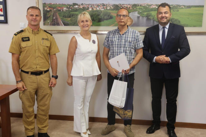 Bohaterowie z Łomży ocalili 4-latkę. "Byliśmy po prostu w odpowiednim miejscu"