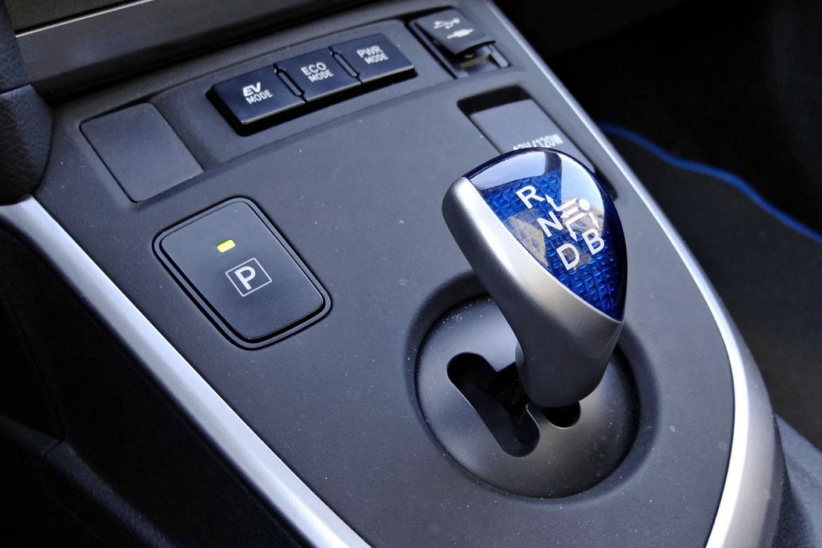 Toyota Auris Hybrid