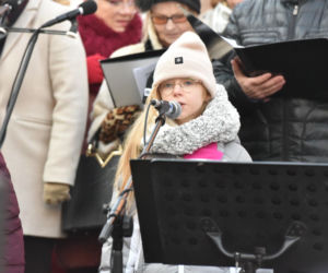 Orszak Trzech Króli 2026 w Toruniu. Zdjęcia z samego serca starówki