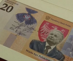Uroczyste podpisanie banknotu kolekcjonerskiego „Lech Kaczyński. Warto być Polakiem