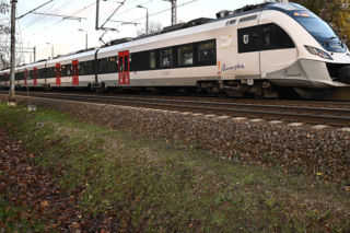 Maszynista pociągu cichym bohaterem. Widział tragedię, nagle zatrzymał pociąg 