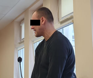 Podciął gardło koledze, bo pokłócili się o kobietę. W tle walka o dziecko