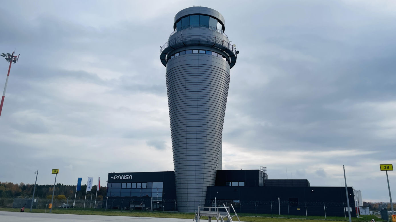 Wieża kontroli lotów Katowice Airport