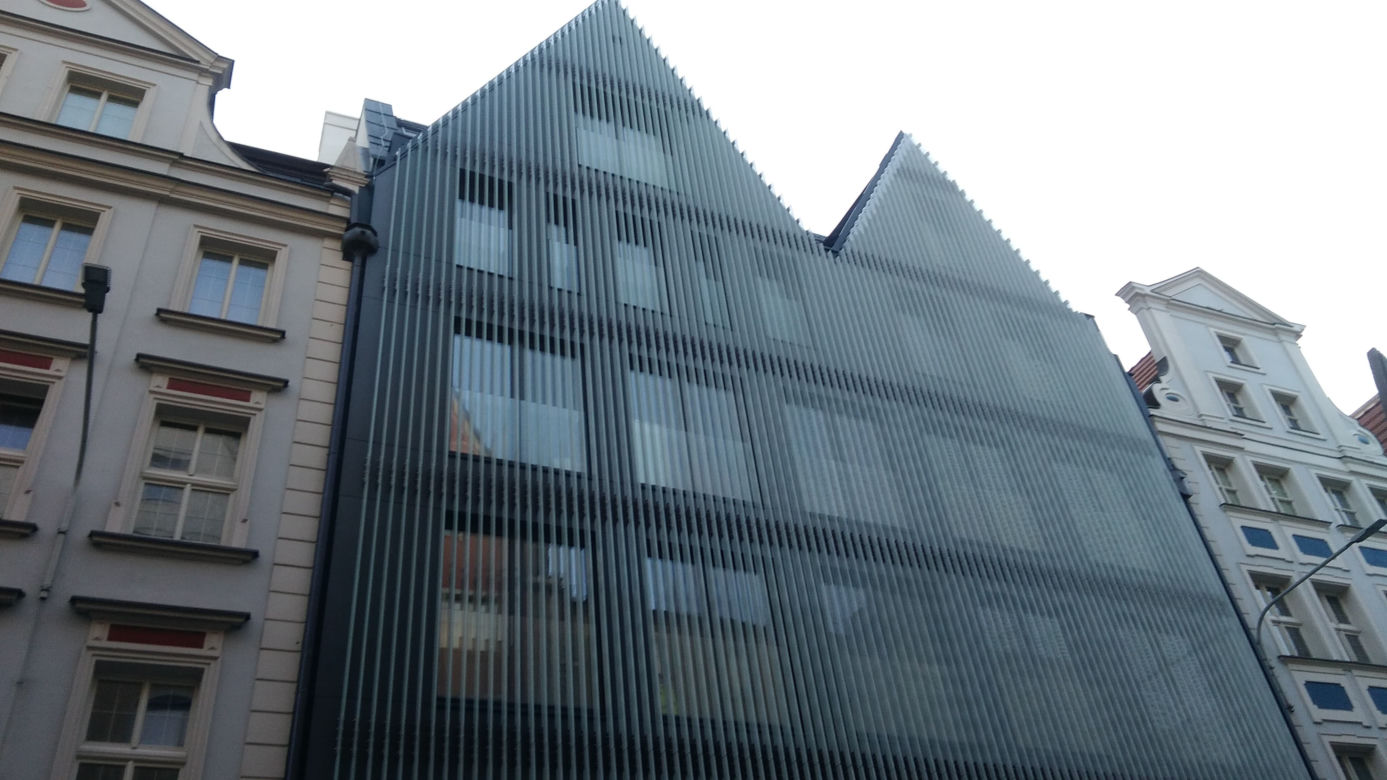 Zmodernizowana kamienica przy ul. Odrzańskiej we Wrocławiu