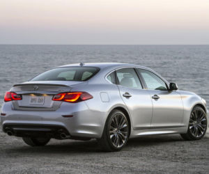 Infiniti Q70 Premium Select Edition