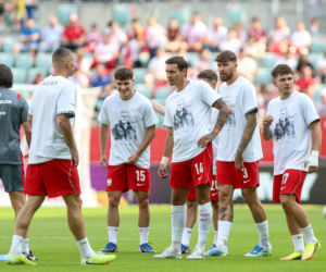 Jacek Magiera uhonorowany na meczu Polska - Ukraina