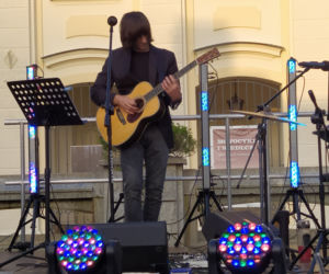 Spotkanie autorskie Artura Ziontka i koncert siedleckich artystów przy fontannie 18.08.2021
