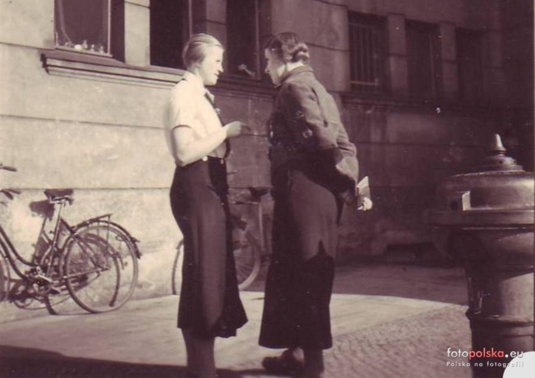 Kulturalne życie Wrocławia w czasach PRL-u. Zobacz, jak to wyglądało [ZDJĘCIA]