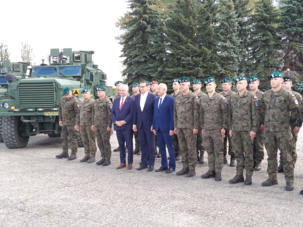 Premier Morawiecki w Siedlcach: oficjalne przekazanie 18. Dywizji Zmechanizowanej transporterów Cougar - 05.09.2022