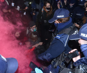 Manifestacja przed siedzibą MEN