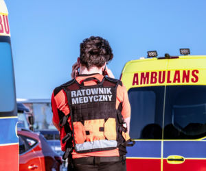 Tragedia w Rafinerii Gdańskiej. Pracownik spadł z wysokości i zginął na miejscu