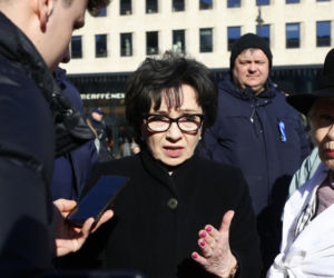 Warszawa. Manifestacji pod hasłem: Matki wołają przestańcie strzelać do dzieci!