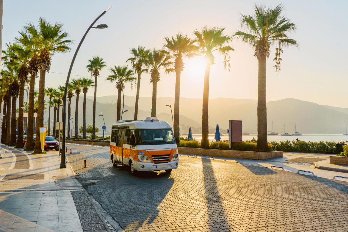 Marmaris – miasto portowe i kurort w Turcji