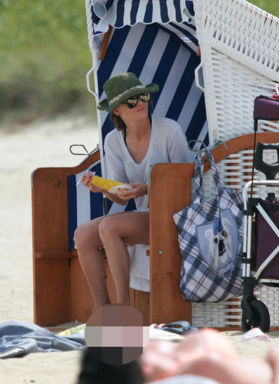 Agnieszka Radwańska na plaży