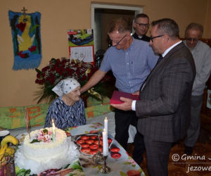 Niezwykły przepis na długowieczność mieszkanki gminy Jeżowe [ZDJĘCIA]