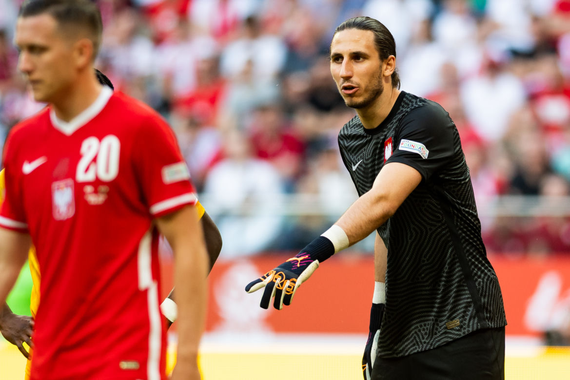 Kamil Grabara