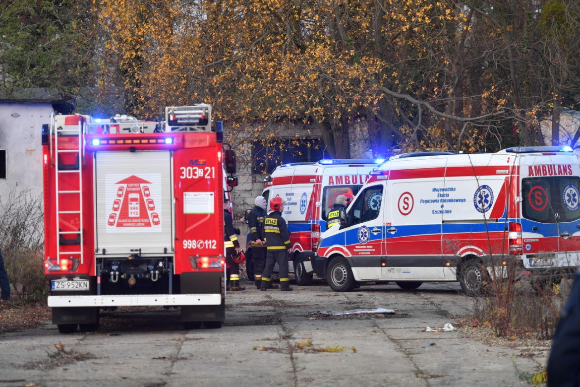 Dwóch chłopców wpadło do basenu przeciwpożarowego