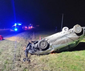 Dachowanie w gminie Rusiec. Przyczyna? Niestety, standardowa - prędkość i...