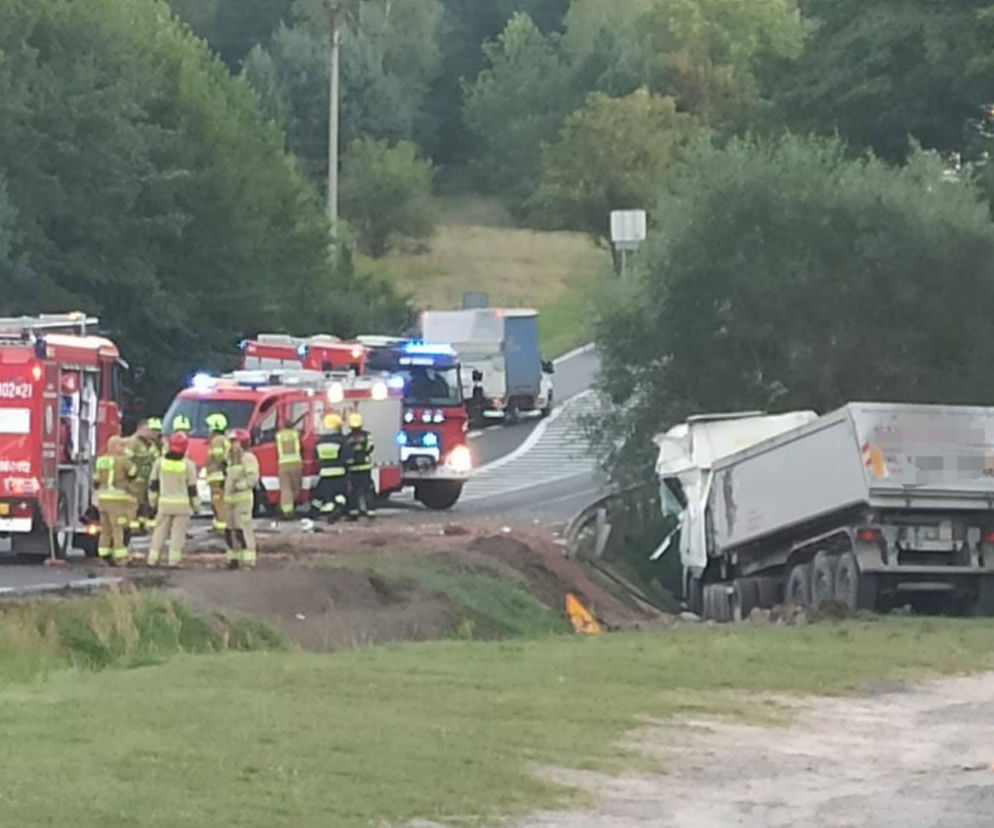 Wypadek na DK 74 w Świętokrzyskiem