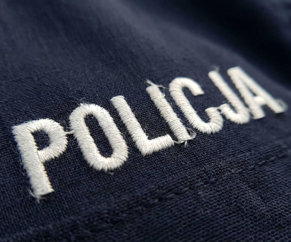 Policja-Fragment munduru funkcjonariusza