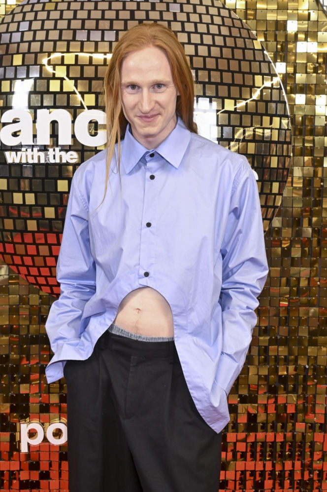 Dominik Więcek stylizuje gwiazdy. To on ubierze Szemplińską na Eurowizję. Kim jest?