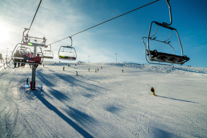 Zakopiańska drożyzna ma rywala. Tu narty są taniej
